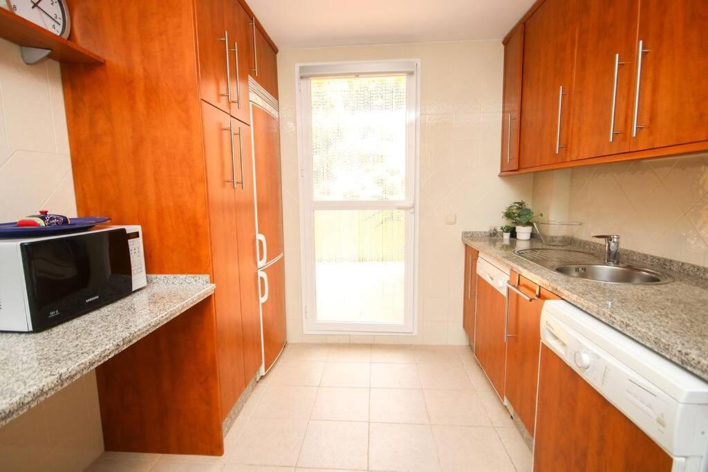 Lovely 2 Bedroom Near Golf Lagos Elviria
