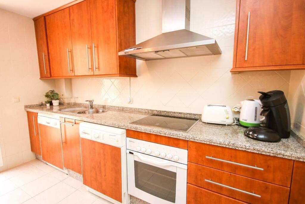 Lovely 2 Bedroom Near Golf Lagos Elviria