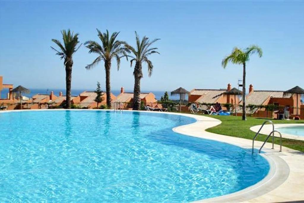 Lovely 2 Bedroom Near Golf Lagos Elviria Apartment Marbella