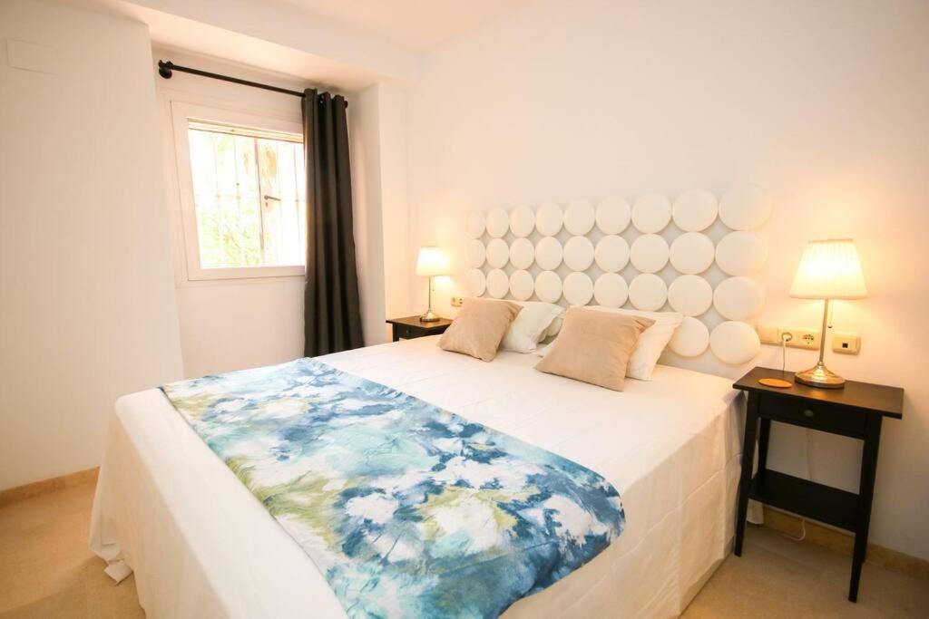 Apartment Lovely 2 Bedroom Near Golf Lagos Elviria Marbella