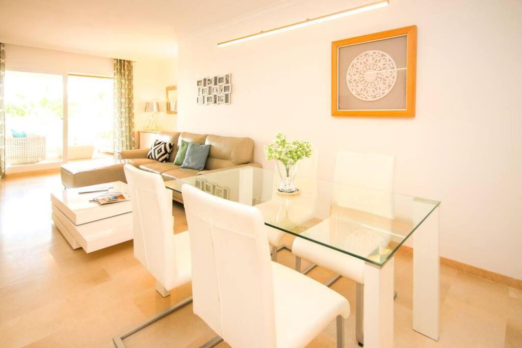Apartment Lovely 2 Bedroom Near Golf Lagos Elviria