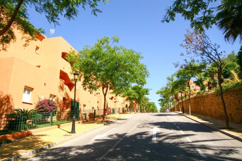 Lovely 2 Bedroom Near Golf Lagos Elviria * Marbella