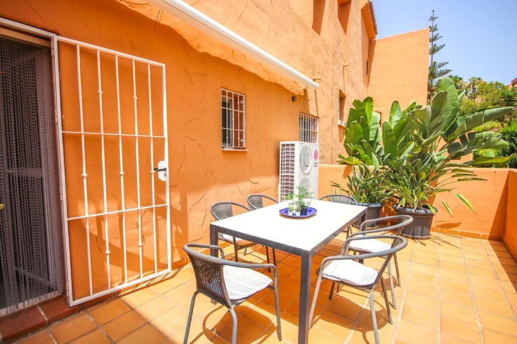 Lovely 2 Bedroom Near Golf Lagos Elviria *